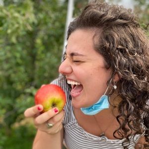 Meet your Posher, Sasha